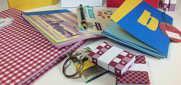 foto de encadernacao artesanal ganhar dinheiro