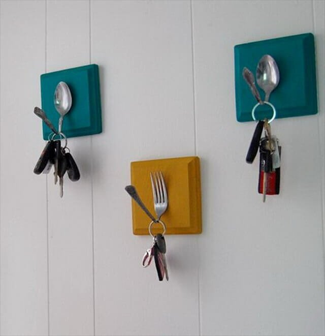 Porta Chaves Com Talheres